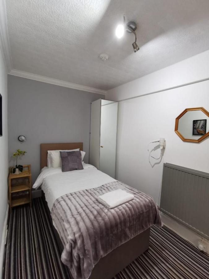Edinburgh Rays Guest House Экстерьер фото